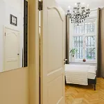 Heart Of Old Apartment Riga